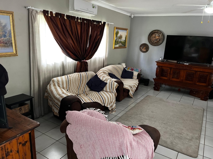 3 Bedroom Property for Sale in La Hoff North West